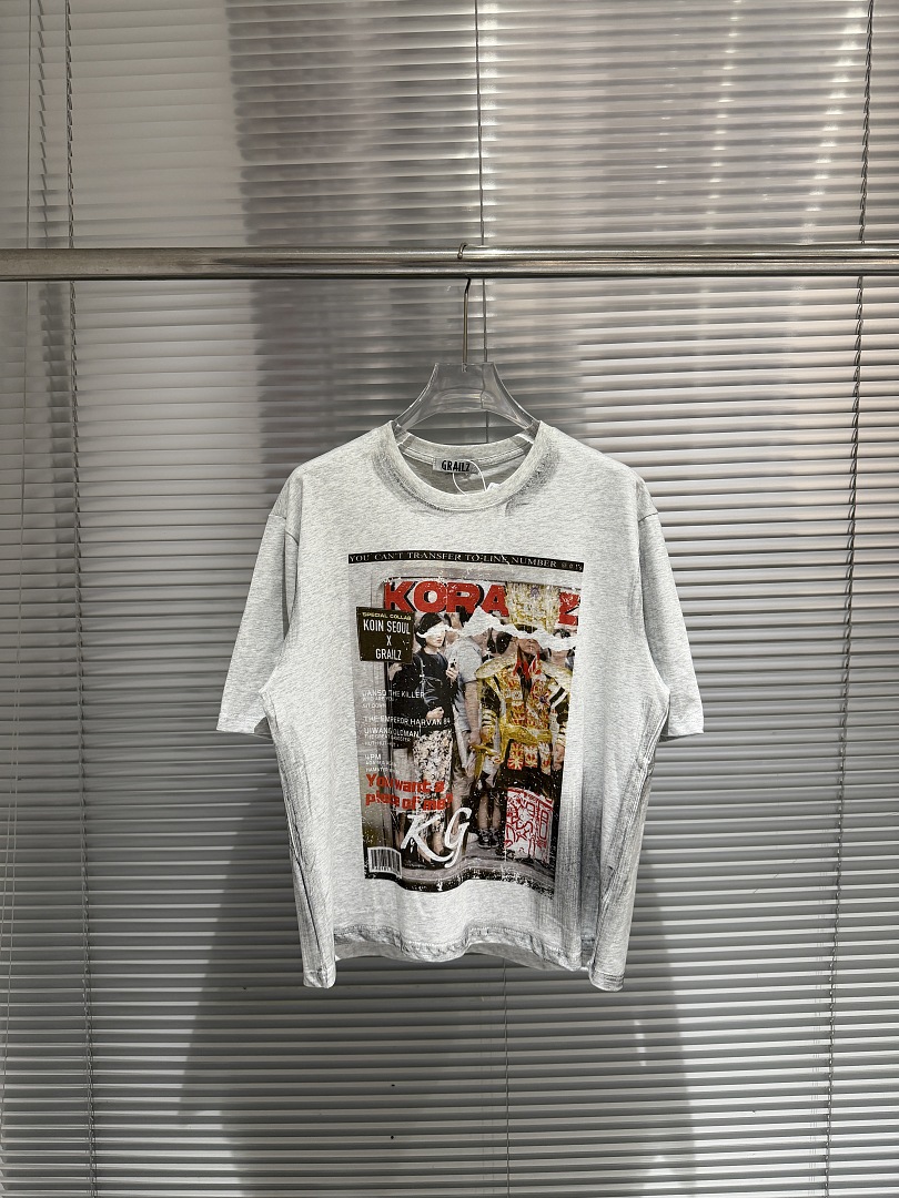 Mens Fashion Magazines - Kaos Poster Majalah Merek Fashion Musim